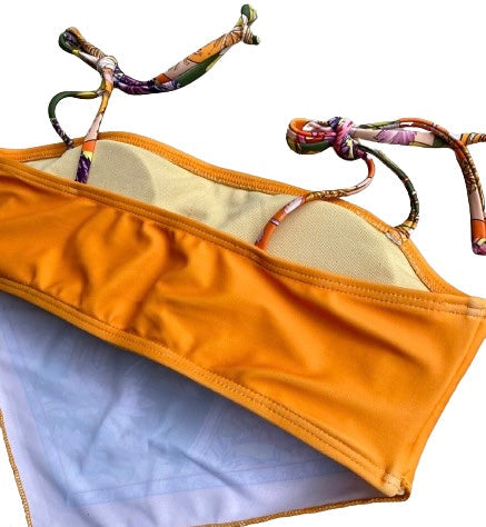 Agatha Bikini